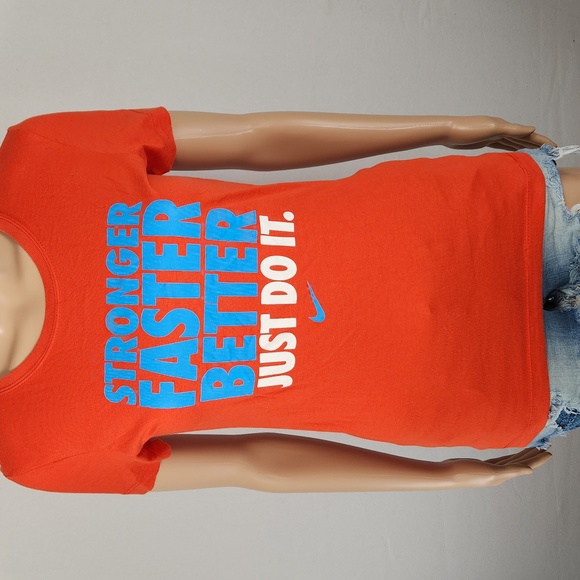 NIKE Slim Fit Size S, Stronger, Faster, Better, Just Do It. Logo tee - Picture 3 of 13